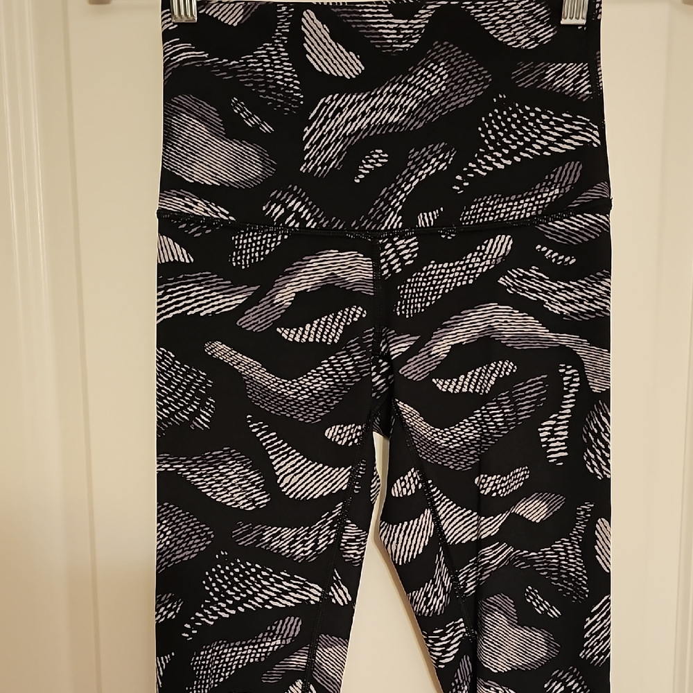 236. Lululemon Wunder Under Pant
